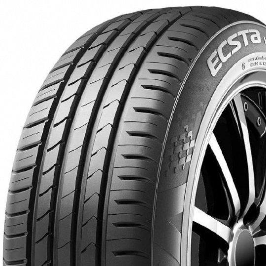 Kumho Ecsta HS51 235/45 R 18 94V