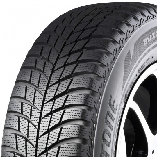 Bridgestone Blizzak LM001 245/45 R 19 102V